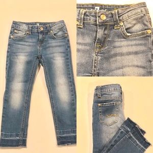 The ankle jeans by 7 for all mankind